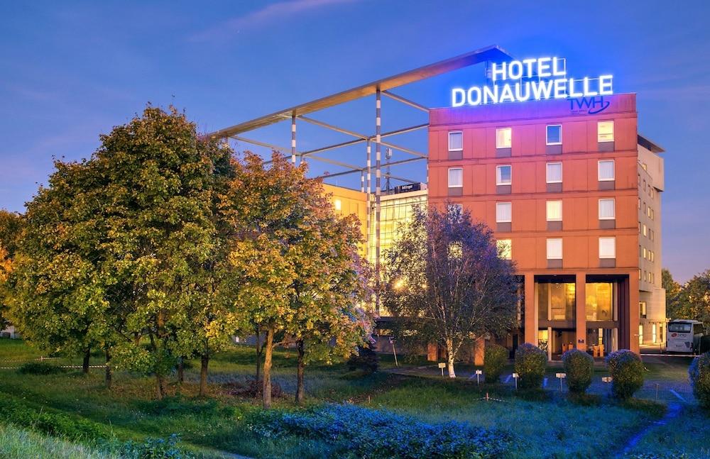 Trans World Hotel Donauwelle ลินซ์ ภายนอก รูปภาพ