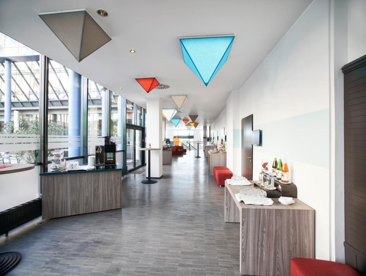 Trans World Hotel Donauwelle ลินซ์ ภายนอก รูปภาพ